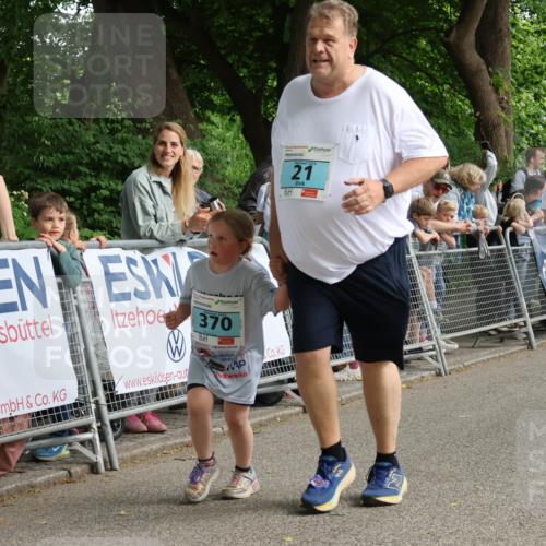 17.05.2025 - Störlauf Strokosch-Dieckow http://msf.ph/oto/7847517 17.05.2025 13:49:13 Ziel 71, 21, 0000, 370 meine-sportfotos.de