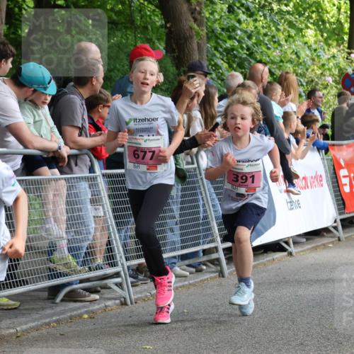 17.05.2025 - Störlauf Strokosch-Dieckow http://msf.ph/oto/7847924 17.05.2025 13:57:22 Ziel 25, 17, 2025, 2025, 674, 677, 2025, 391, 2025, 406 meine-sportfotos.de