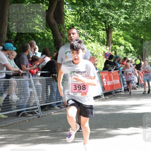 17.05.2025 - Störlauf Strokosch-Dieckow http://msf.ph/oto/7847985 17.05.2025 13:57:49 Ziel 2025, 398 meine-sportfotos.de