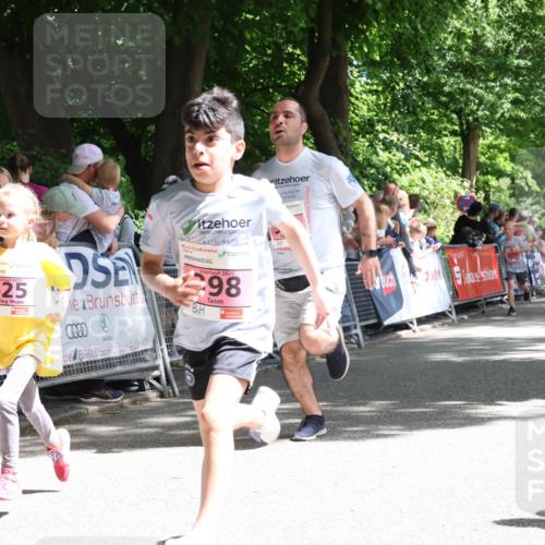 17.05.2025 - Störlauf Strokosch-Dieckow http://msf.ph/oto/7847988 17.05.2025 13:57:49 Ziel 516, 2025, 25, 0000, 2025, 98, 412 meine-sportfotos.de