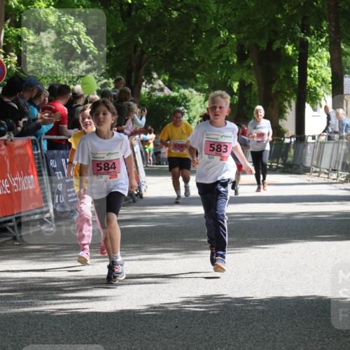 17.05.2025 - Störlauf Strokosch-Dieckow http://msf.ph/oto/7848078 17.05.2025 13:58:20 Ziel 584, 519, 583 meine-sportfotos.de