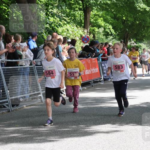 17.05.2025 - Störlauf Strokosch-Dieckow http://msf.ph/oto/7848082 17.05.2025 13:58:21 Ziel 584, 51, 40, 583, 519, 419 meine-sportfotos.de