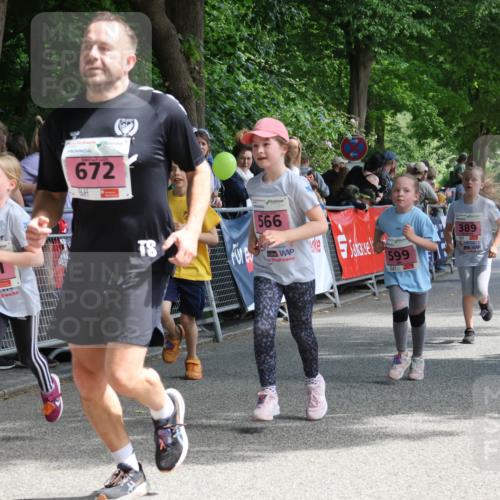 17.05.2025 - Störlauf Strokosch-Dieckow http://msf.ph/oto/7848277 17.05.2025 14:00:00 Ziel 671, 672, 566, 599, 389 meine-sportfotos.de