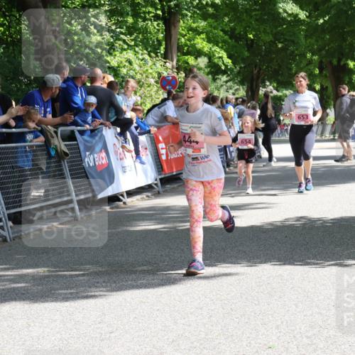 17.05.2025 - Störlauf Strokosch-Dieckow http://msf.ph/oto/7848505 17.05.2025 14:04:33 Ziel 444, 654, 653 meine-sportfotos.de