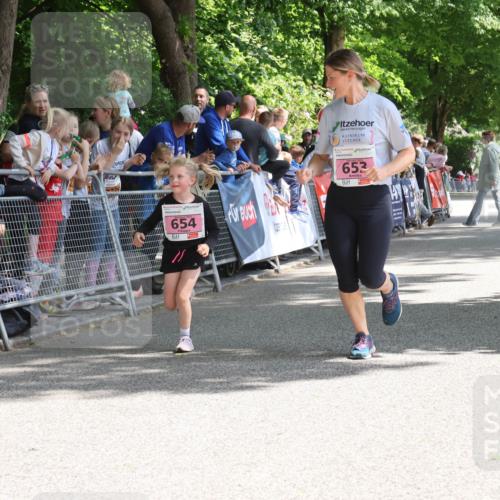 17.05.2025 - Störlauf Strokosch-Dieckow http://msf.ph/oto/7848517 17.05.2025 14:04:36 Ziel 0000, 654, 653 meine-sportfotos.de