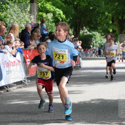 17.05.2025 - Störlauf Strokosch-Dieckow http://msf.ph/oto/7848659 17.05.2025 14:10:23 Ziel 2025, 721, 78, 00, 2025, 737 meine-sportfotos.de