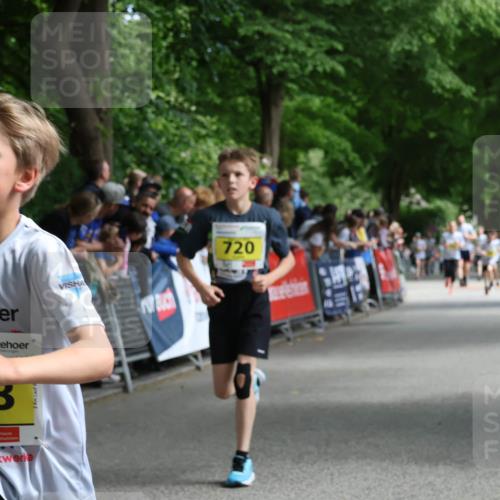 17.05.2025 - Störlauf Strokosch-Dieckow http://msf.ph/oto/7848764 17.05.2025 14:11:25 Ziel 888, 2, 720 meine-sportfotos.de