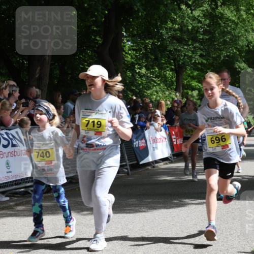 17.05.2025 - Störlauf Strokosch-Dieckow http://msf.ph/oto/7848820 17.05.2025 14:11:46 Ziel 740, 719, 869, 696, 4749 meine-sportfotos.de