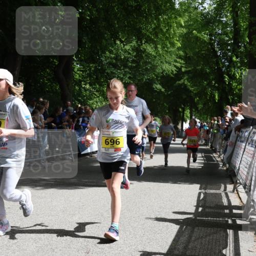 17.05.2025 - Störlauf Strokosch-Dieckow http://msf.ph/oto/7848821 17.05.2025 14:11:47 Ziel 740, 719, 696, 197, 973, 749 meine-sportfotos.de
