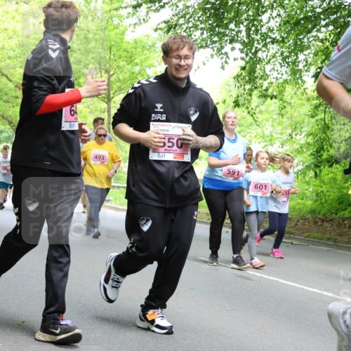 17.05.2025 - Störlauf Strokosch-Dieckow http://msf.ph/oto/7848877 17.05.2025 13:46:55 Laufen 575, 558, 433, 64, 493, 550, 591, 601, 555, 2021, 439 meine-sportfotos.de