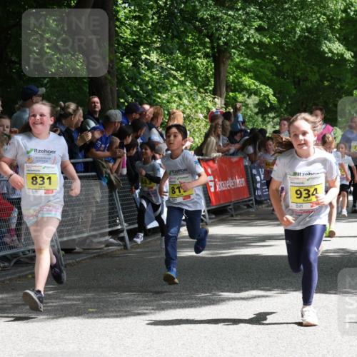 17.05.2025 - Störlauf Strokosch-Dieckow http://msf.ph/oto/7848944 17.05.2025 14:12:54 Ziel 831, 843, 81, 10, 934, 715, 83 meine-sportfotos.de