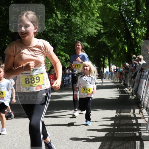 17.05.2025 - Störlauf Strokosch-Dieckow http://msf.ph/oto/7848962 17.05.2025 14:12:58 Ziel 2025, 835, 803, 2025, 889, 715, 714 meine-sportfotos.de
