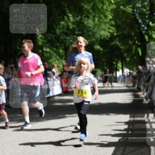 17.05.2025 - Störlauf Strokosch-Dieckow http://msf.ph/oto/7848964 17.05.2025 14:12:58 Ziel 714, 803 meine-sportfotos.de