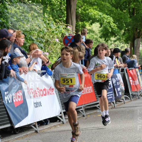 17.05.2025 - Störlauf Strokosch-Dieckow http://msf.ph/oto/7848993 17.05.2025 14:13:17 Ziel 2025, 951, 960, 862, 777 meine-sportfotos.de