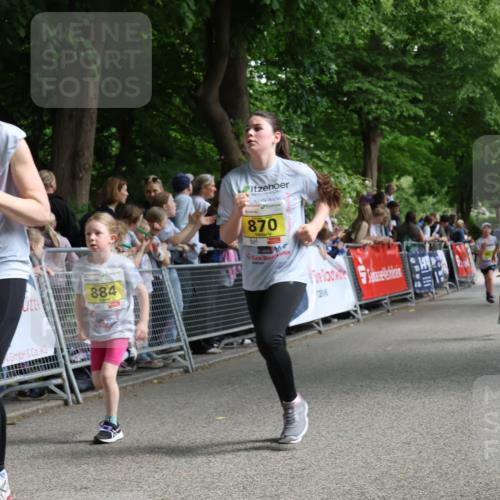 17.05.2025 - Störlauf Strokosch-Dieckow http://msf.ph/oto/7849025 17.05.2025 14:13:29 Ziel 86, 884, 870 meine-sportfotos.de