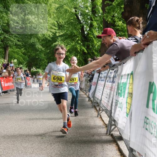 17.05.2025 - Störlauf Strokosch-Dieckow http://msf.ph/oto/7849080 17.05.2025 14:13:48 Ziel 698, 697 meine-sportfotos.de