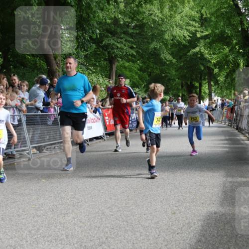 17.05.2025 - Störlauf Strokosch-Dieckow http://msf.ph/oto/7849125 17.05.2025 14:14:02 Ziel 744, 742, 752 meine-sportfotos.de