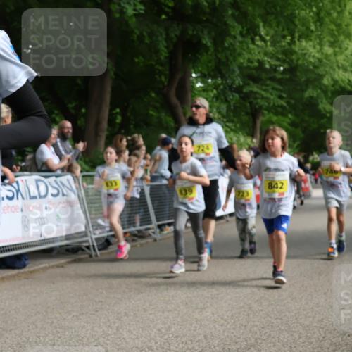 17.05.2025 - Störlauf Strokosch-Dieckow http://msf.ph/oto/7849155 17.05.2025 14:14:13 Ziel 2025, 94, 2, 724, 139, 842, 746 meine-sportfotos.de