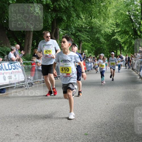 17.05.2025 - Störlauf Strokosch-Dieckow http://msf.ph/oto/7849174 17.05.2025 14:14:20 Ziel 929, 879, 810, 942, 709 meine-sportfotos.de