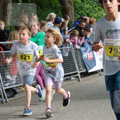 17.05.2025 - Störlauf Strokosch-Dieckow http://msf.ph/oto/7849188 17.05.2025 14:14:25 Ziel 2025, 7920, 2025, 821, 25, 31 meine-sportfotos.de