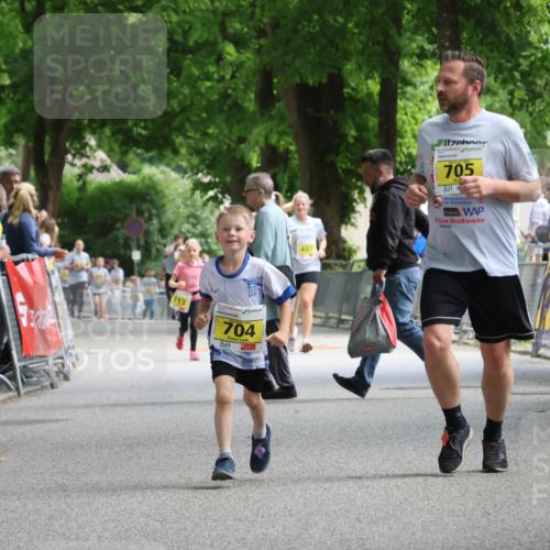 17.05.2025 - Störlauf Strokosch-Dieckow http://msf.ph/oto/7849273 17.05.2025 14:15:14 Ziel 713, 704, 705 meine-sportfotos.de