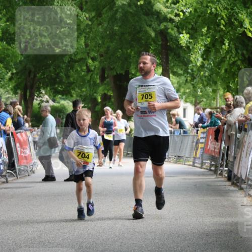 17.05.2025 - Störlauf Strokosch-Dieckow http://msf.ph/oto/7849275 17.05.2025 14:15:15 Ziel 704, 705 meine-sportfotos.de