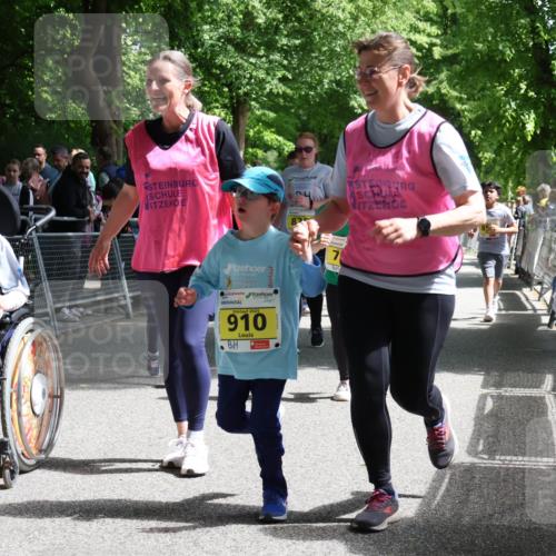 17.05.2025 - Störlauf Strokosch-Dieckow http://msf.ph/oto/7849369 17.05.2025 14:16:27 Ziel 906, 87, 2025, 910, 7 meine-sportfotos.de