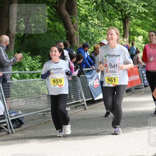 17.05.2025 - Störlauf Strokosch-Dieckow http://msf.ph/oto/7849412 17.05.2025 14:16:47 Ziel 959, 961, 40, 2025, 806 meine-sportfotos.de