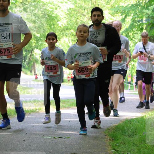 17.05.2025 - Störlauf Strokosch-Dieckow http://msf.ph/oto/7849609 17.05.2025 13:55:13 Laufen 675, 445, 2025, 669, 455, 441, 506 meine-sportfotos.de