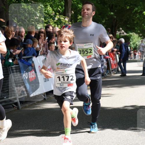 17.05.2025 - Störlauf Strokosch-Dieckow http://msf.ph/oto/7849836 17.05.2025 14:40:49 Ziel 2025, 1621, 2025, 1172, 2025, 3952 meine-sportfotos.de