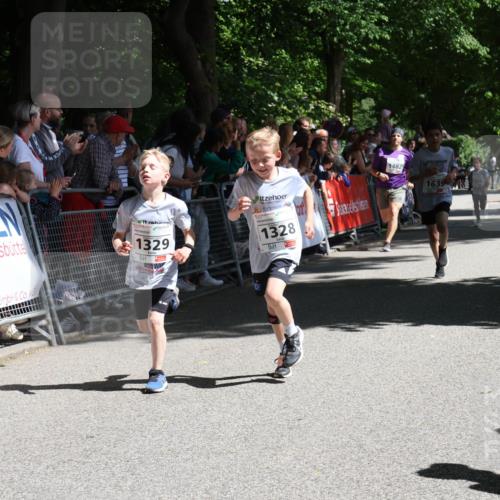 17.05.2025 - Störlauf Strokosch-Dieckow http://msf.ph/oto/7850177 17.05.2025 14:43:37 Ziel 1329, 1328, 1482, 1639 meine-sportfotos.de