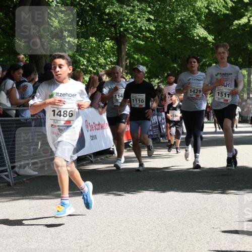 17.05.2025 - Störlauf Strokosch-Dieckow http://msf.ph/oto/7850413 17.05.2025 14:45:38 Ziel 114, 1486, 1110, 158, 1429, 1511, 10 meine-sportfotos.de