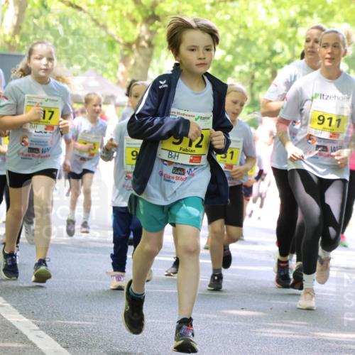 17.05.2025 - Störlauf Strokosch-Dieckow http://msf.ph/oto/7850517 17.05.2025 14:01:37 Laufen 90, 914, 17, 9, 911, 869 meine-sportfotos.de
