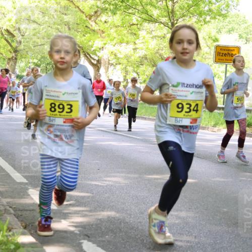 17.05.2025 - Störlauf Strokosch-Dieckow http://msf.ph/oto/7850531 17.05.2025 14:01:44 Laufen 724, 910, 909, 2025, 893, 738, 934, 907, 2025, 765 meine-sportfotos.de