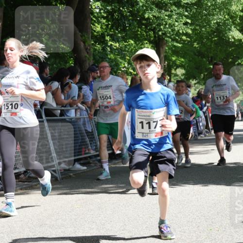 17.05.2025 - Störlauf Strokosch-Dieckow http://msf.ph/oto/7850532 17.05.2025 14:46:29 Ziel 2025, 1045, 1510, 1504, 201, 117, 1131 meine-sportfotos.de