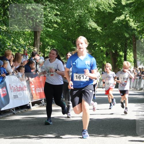 17.05.2025 - Störlauf Strokosch-Dieckow http://msf.ph/oto/7850557 17.05.2025 14:46:46 Ziel 511, 14, 1612, 1171, 1169 meine-sportfotos.de