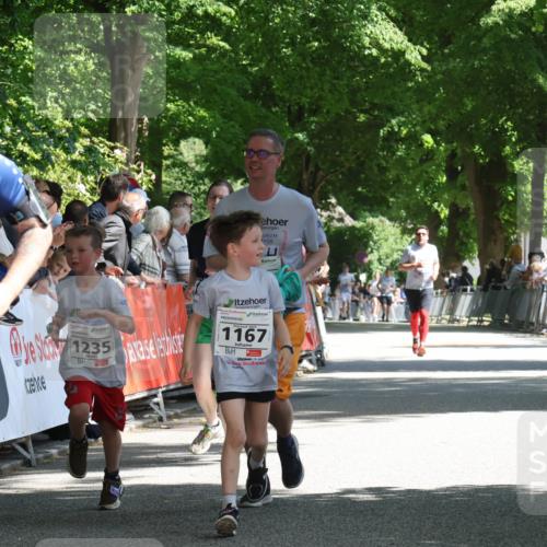 17.05.2025 - Störlauf Strokosch-Dieckow http://msf.ph/oto/7850612 17.05.2025 14:47:21 Ziel 1058, 1235, 35, 1167 meine-sportfotos.de