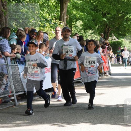 17.05.2025 - Störlauf Strokosch-Dieckow http://msf.ph/oto/7850777 17.05.2025 14:49:11 Ziel 1488, 1490, 1489, 05 meine-sportfotos.de