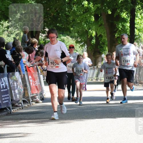 17.05.2025 - Störlauf Strokosch-Dieckow http://msf.ph/oto/7850787 17.05.2025 14:49:17 Ziel 72, 7, 25524, 105, 108, 1562, 45, 1382, 1381 meine-sportfotos.de