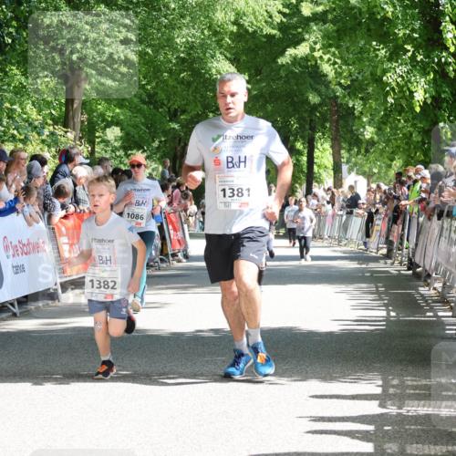 17.05.2025 - Störlauf Strokosch-Dieckow http://msf.ph/oto/7850799 17.05.2025 14:49:23 Ziel 1382, 1086, 1381 meine-sportfotos.de