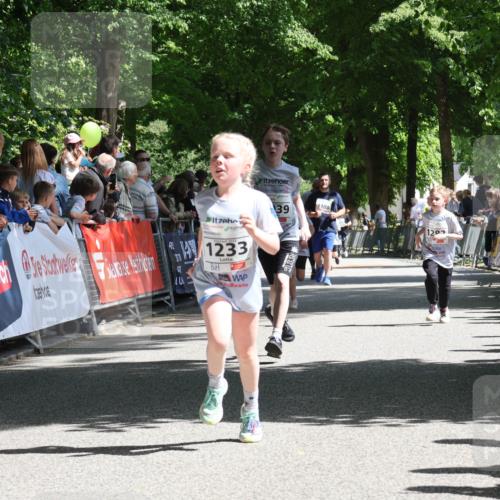 17.05.2025 - Störlauf Strokosch-Dieckow http://msf.ph/oto/7851058 17.05.2025 14:52:20 Ziel 40, 1233, 39, 1108, 129 meine-sportfotos.de