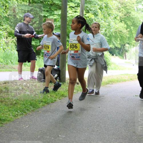 17.05.2025 - Störlauf Strokosch-Dieckow http://msf.ph/oto/7851677 17.05.2025 14:14:46 Laufen 829, 806 meine-sportfotos.de