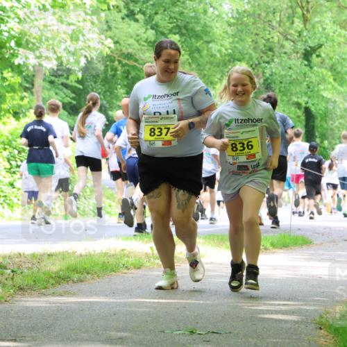 17.05.2025 - Störlauf Strokosch-Dieckow http://msf.ph/oto/7851759 17.05.2025 14:16:54 Laufen 837, 836 meine-sportfotos.de