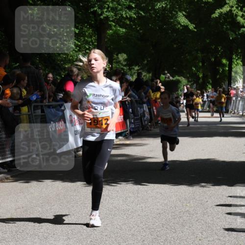 17.05.2025 - Störlauf Strokosch-Dieckow http://msf.ph/oto/7852062 17.05.2025 15:27:06 Ziel 195, 1912, 059 meine-sportfotos.de
