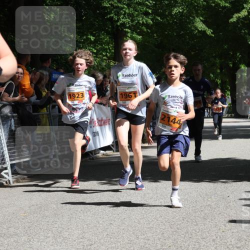 17.05.2025 - Störlauf Strokosch-Dieckow http://msf.ph/oto/7852213 17.05.2025 15:28:19 Ziel 1923, 1961, 2144, 9 meine-sportfotos.de