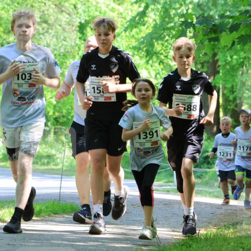 17.05.2025 - Störlauf Strokosch-Dieckow http://msf.ph/oto/7852835 17.05.2025 14:41:21 Laufen 103, 15, 1391, 88, 1231, 1178, 1248 meine-sportfotos.de