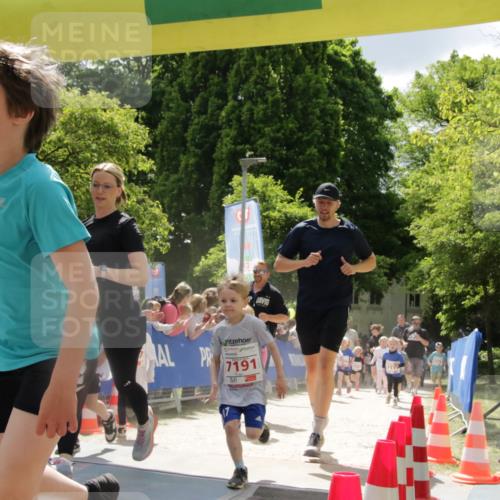 17.05.2025 - Störlauf H.Heesch http://msf.ph/oto/7852928 17.05.2025 13:02:07 Ziel  meine-sportfotos.de
