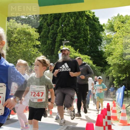 17.05.2025 - Störlauf H.Heesch http://msf.ph/oto/7852942 17.05.2025 13:02:11 Ziel  meine-sportfotos.de