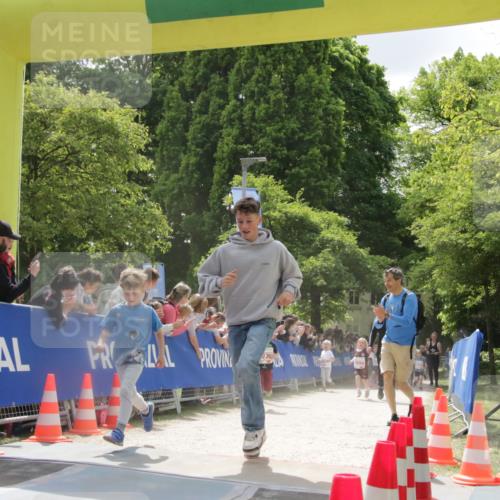17.05.2025 - Störlauf H.Heesch http://msf.ph/oto/7852963 17.05.2025 13:02:18 Ziel  meine-sportfotos.de