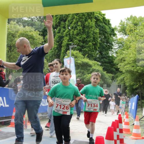 17.05.2025 - Störlauf H.Heesch http://msf.ph/oto/7853051 17.05.2025 13:02:47 Ziel  meine-sportfotos.de